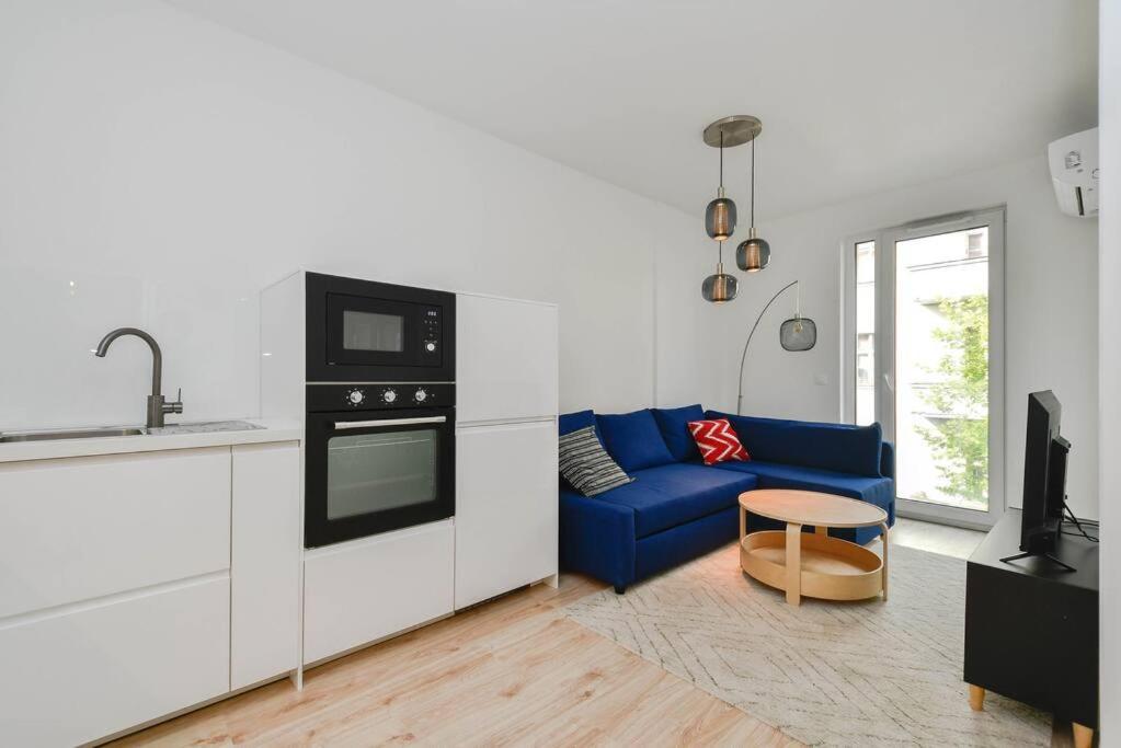 New Modern Apartment In City Center Bratislava Exterior foto